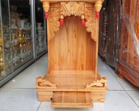 Bàn thờ ông địa có đèn