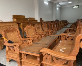 Salon gõ đỏ