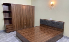 Tủ quần áo phòng ngủ lớn kèm kệ trang trí