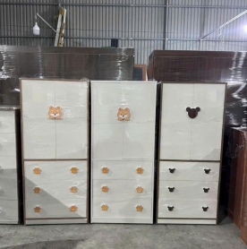 Tủ trẻ em họa tiết mèo, chuột